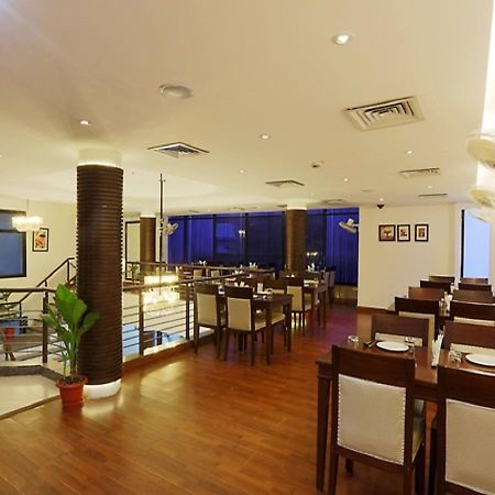 City Park Resort Bahādurgarh Buitenkant foto